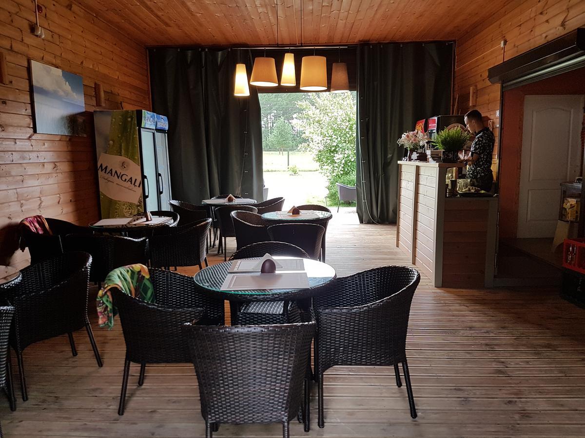 Kempings Stieres Un Majas Virtuve Upesgriva Buitenkant foto